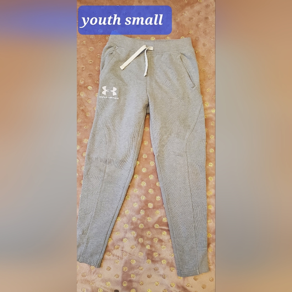 Under Armour, youth small gray sweats